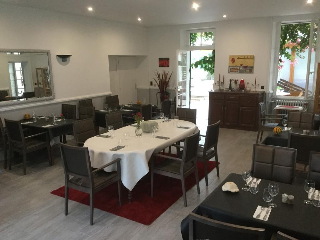 L'Art Dit Vin Saint-Aigulin Exterior photo